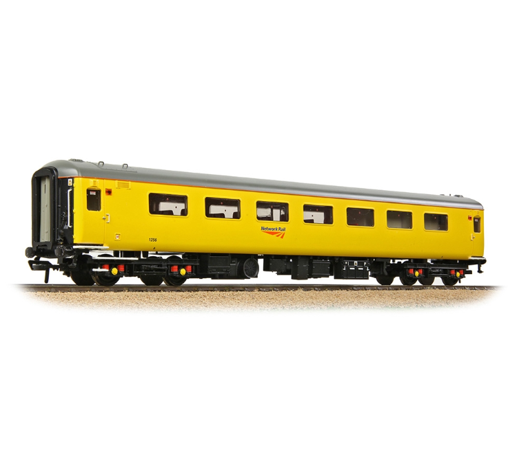 Bachmann 39-689 BR Mk2F ex-RFB Staff Coach Network Rail Yellow No.1256