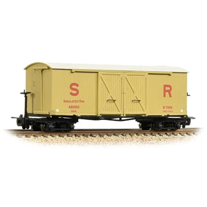 Bachmann 393-030 Bogie Covered Goods Wagon SR Insulated