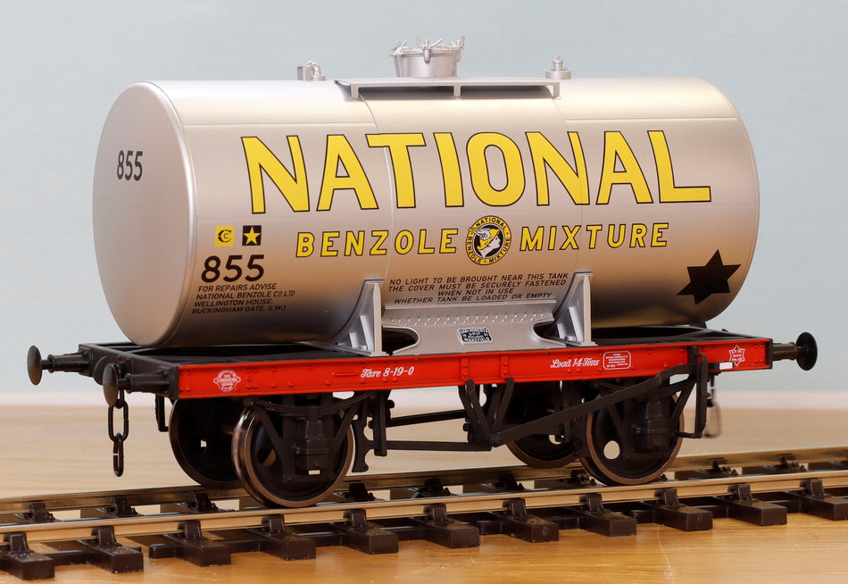 7F-062-004 Dapol Class A Anchor Mounted Tank Wagon - National Benzole 855