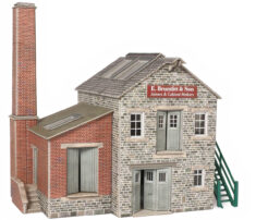 Metcalfe PO286 Ramshackle Workshop OO/HO scale