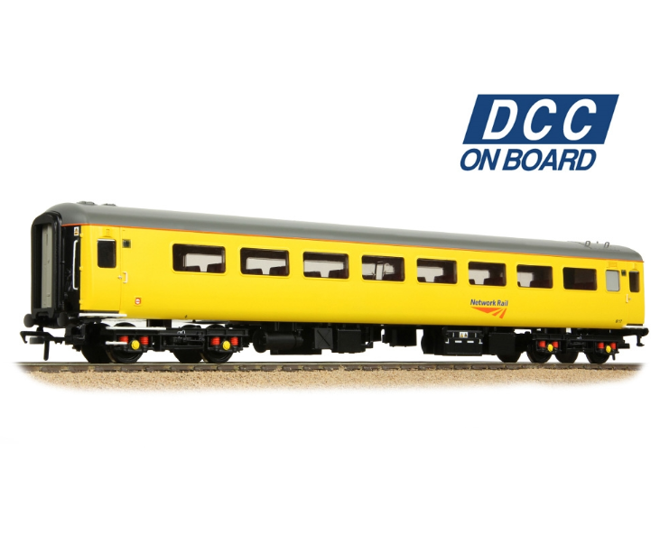 39-682ADC BR Mk2F ex-TSO Staff Coach Network Rail Yellow