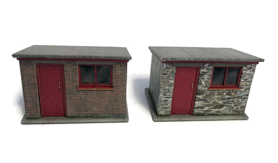 KX071 OO Small Brick/Stone Lineside Huts/Sheds (Pack of 2) Model Kit