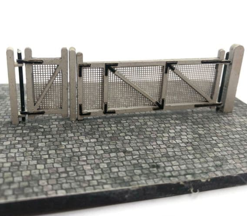 LX484 Crossing/Yard Gates (NYMR/Goathland Style) Model Kit