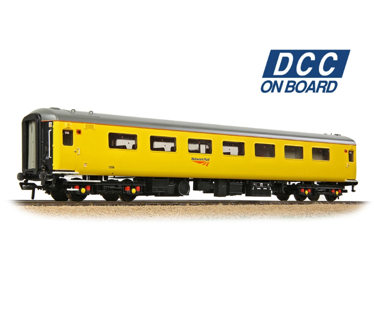 Bachmann 39-689DC BR Mk2F ex-RFB Staff Coach Network Rail Yellow No.1256 - DCC Fitted