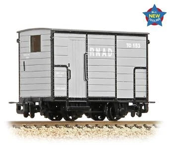 Bachmann 393-100 RNAD Enclosed-End Brake Van RNAD Grey