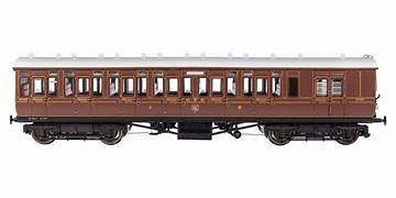 4P-020-001 GWR Toplight Mainline Lined Crimson 3rd Brake 3747 Set 1