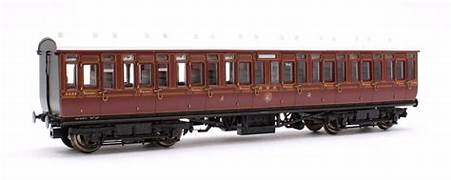 4P-020-011 GWR Toplight Mainline City Lined Crimson 3901 Set 1