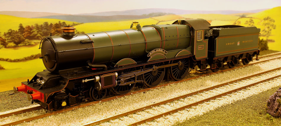 R3331 Hornby Class 6000 King 4-6-0 ‚Äö√Ñ√≤King James I‚Äö√Ñ√¥ 6011 in GWR Green