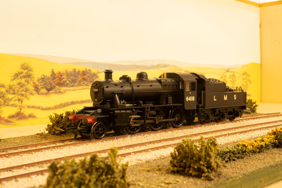 32-830A Bachmann Class 2MT 2-6-0 Ivatt 6418 in LMS black